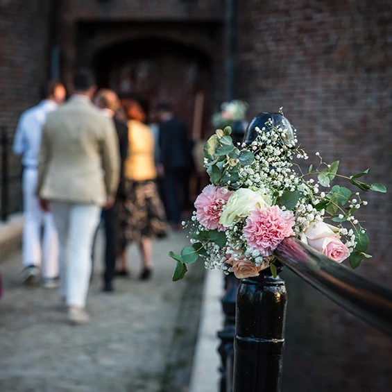 Versierde brug Kasteel Dussen
